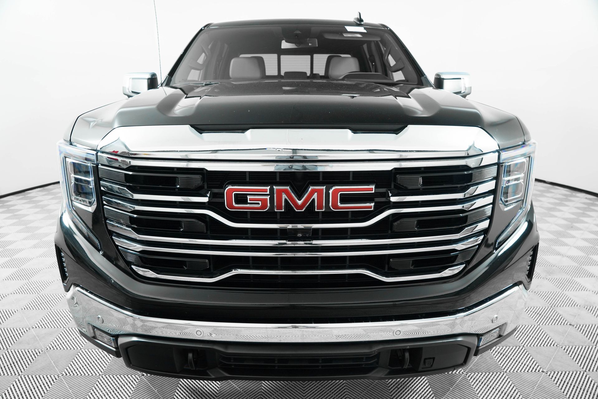2023 Gmc Sierra 1500 SLT photo 2