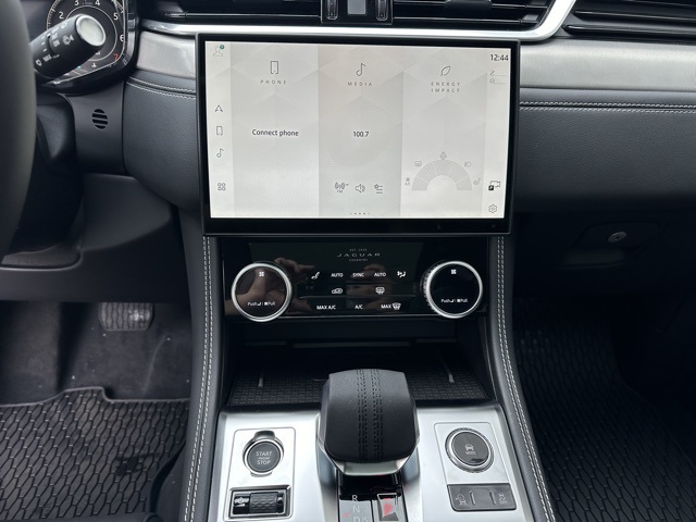 2026 Jaguar F-PACE P250 R-Dynamic S photo 30