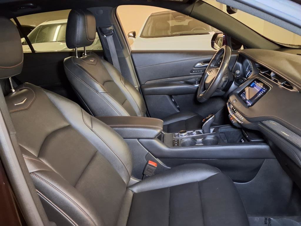 2020 Toyota RAV4 LE photo 26