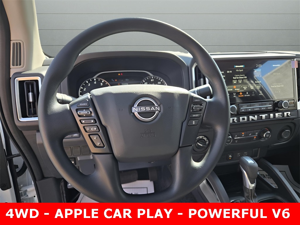 2025 Nissan Frontier SV photo 12