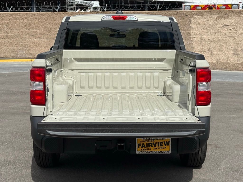 2025 Ford Maverick XLT photo 16