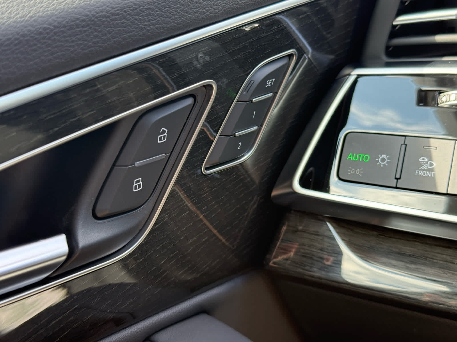 2024 Audi Q7 Premium Plus photo 23
