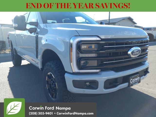 2026 Ford F-350 Super Duty Platinum's photo