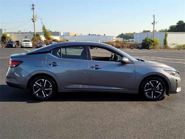 2024 Nissan Sentra SV photo 2