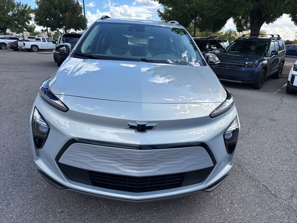 2022 Chevrolet Bolt EUV Premier photo 3