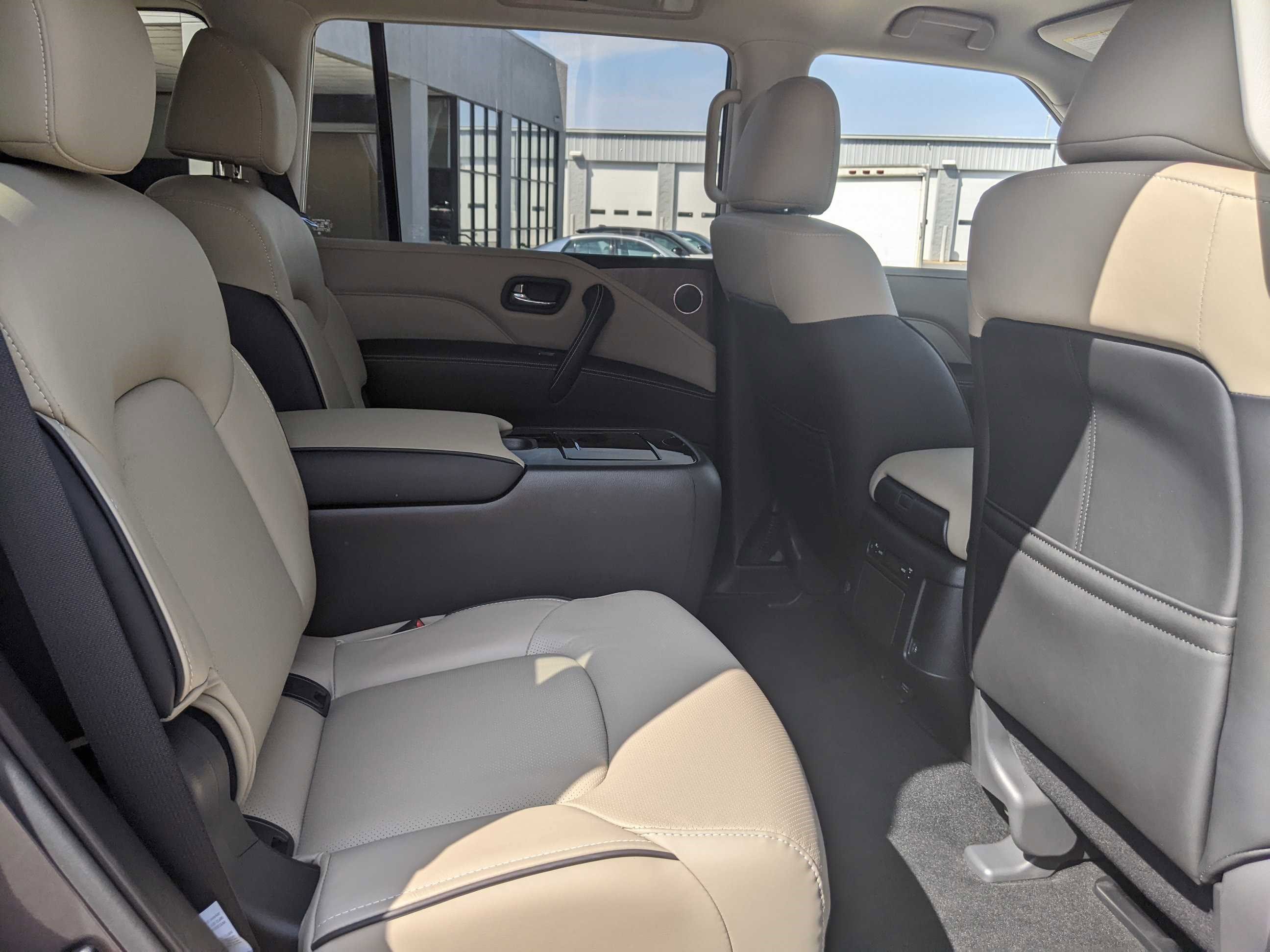 New 2024 INFINITI QX80 PREMIUM SELECT 4WD SUV in Greensboro 5N4485