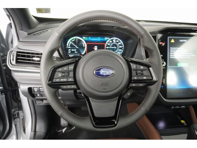 2025 Subaru Forester Touring photo 12