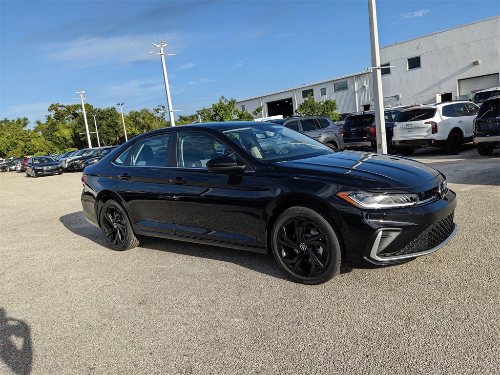 2025 Volkswagen Jetta 1.5T SE photo 8