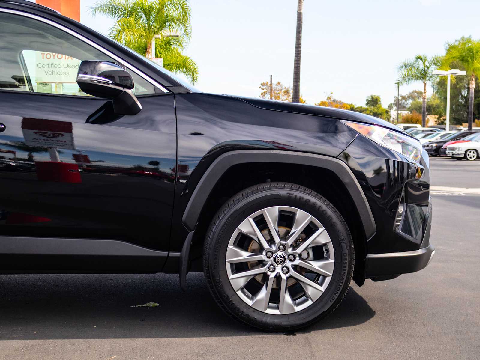 2020 Toyota RAV4 Limited photo 2