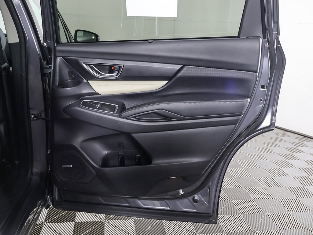 2022 Subaru Ascent Limited photo 27