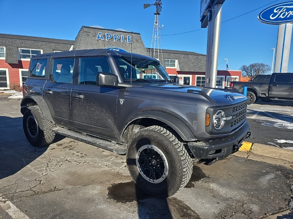 2022 Ford Bronco 4-Door Base