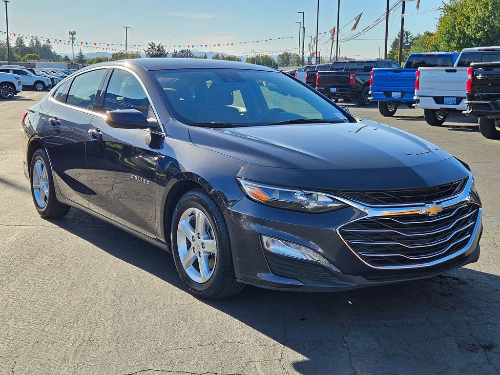 2023 Chevrolet Malibu 1LT photo 7