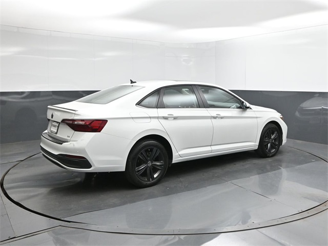 2023 Volkswagen Jetta 1.5T SE photo 14