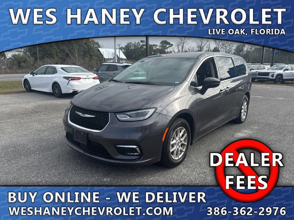 2023 Chrysler Pacifica Touring L