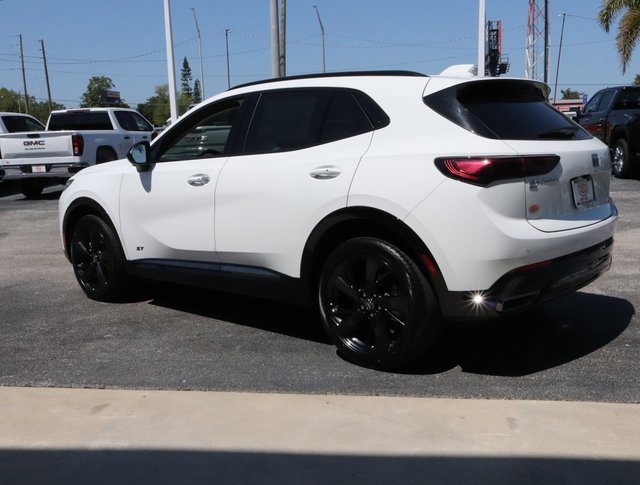 2025 Buick Envision Sport Touring photo 5