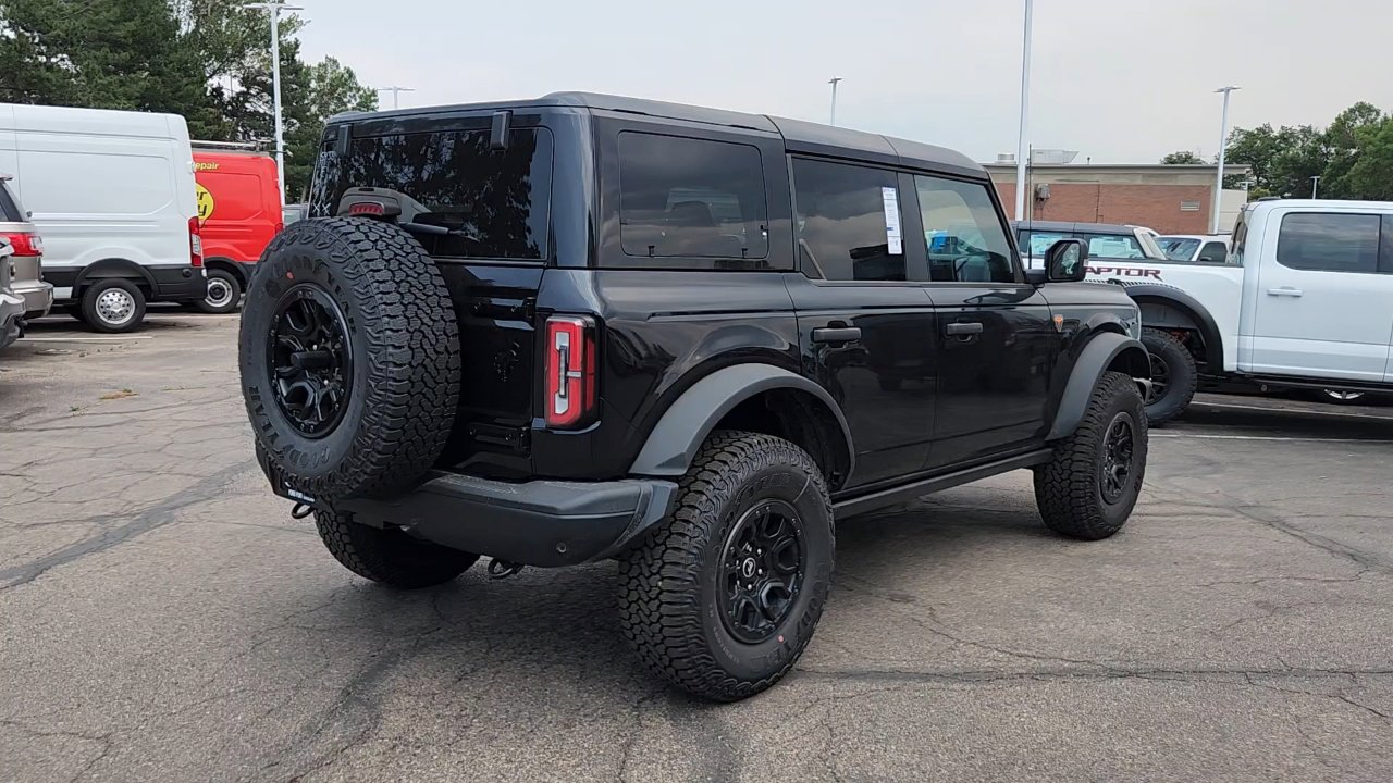 2025 Ford Bronco Badlands photo 10