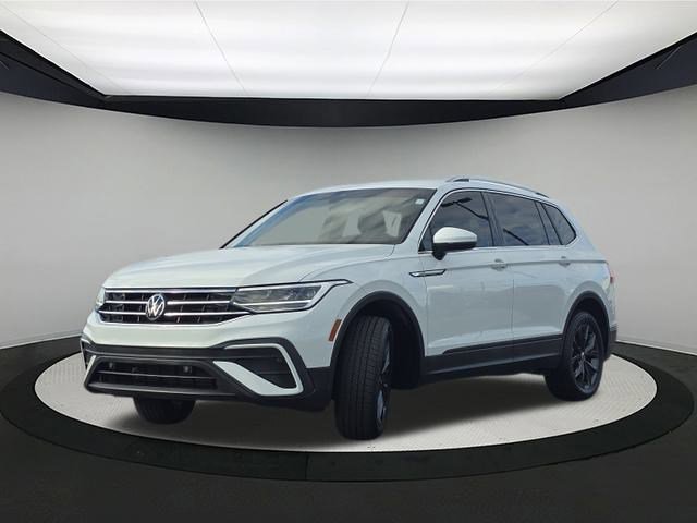 2022 Volkswagen Tiguan SE photo 3
