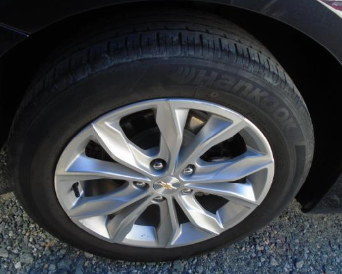 2023 Chevrolet Malibu 1LT photo 4