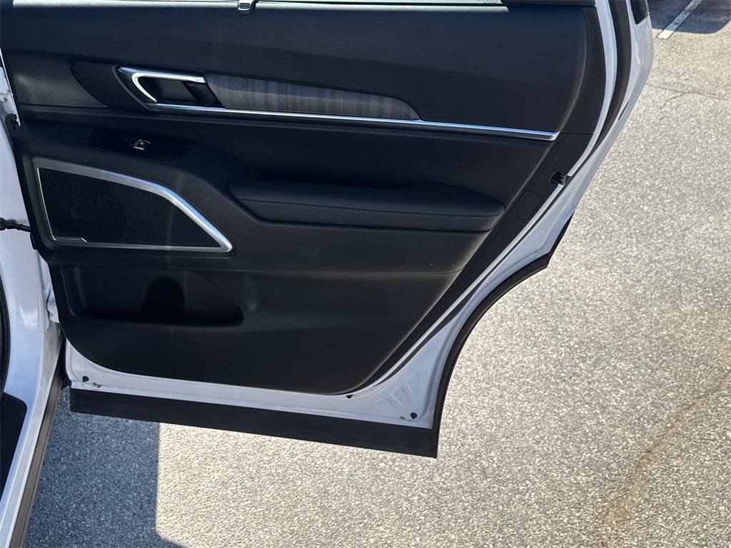 2023 Kia Telluride EX photo 16