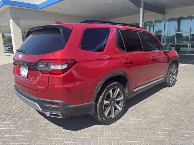 2024 Honda Pilot Elite photo 4