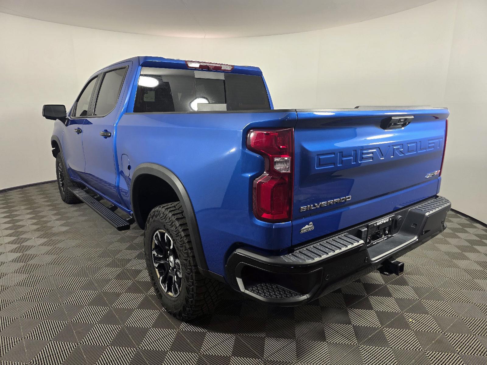 2023 Chevrolet Silverado 1500 ZR2 photo 3