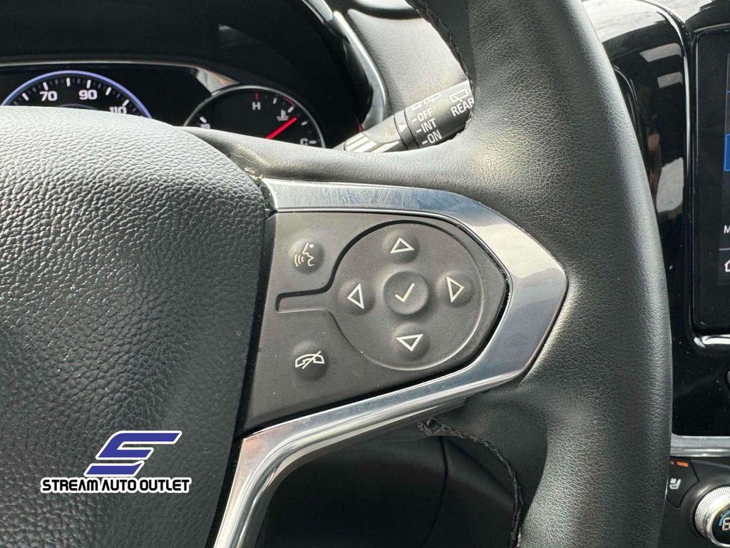2023 Chevrolet Traverse High Country photo 17