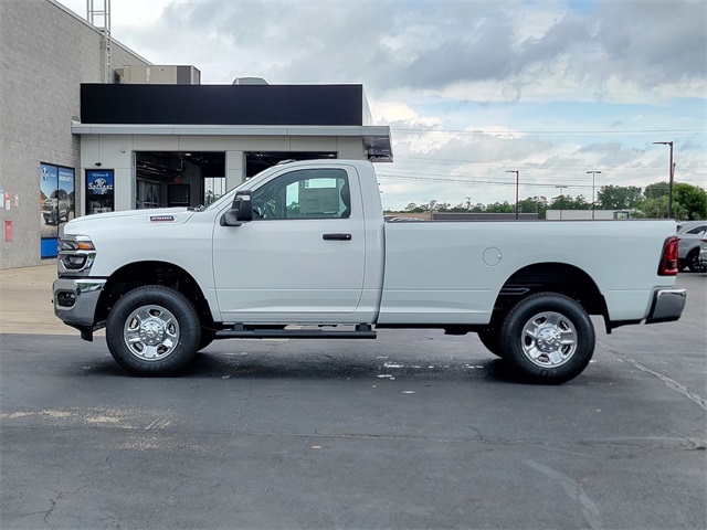 2025 Ram 2500 Tradesman photo 8