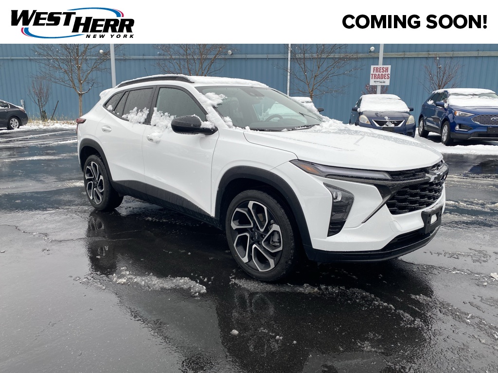 2024 Chevrolet Trax RS's photo