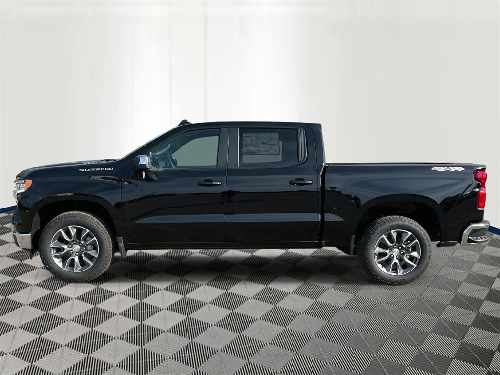 2026 Chevrolet Silverado 1500 LT photo 2