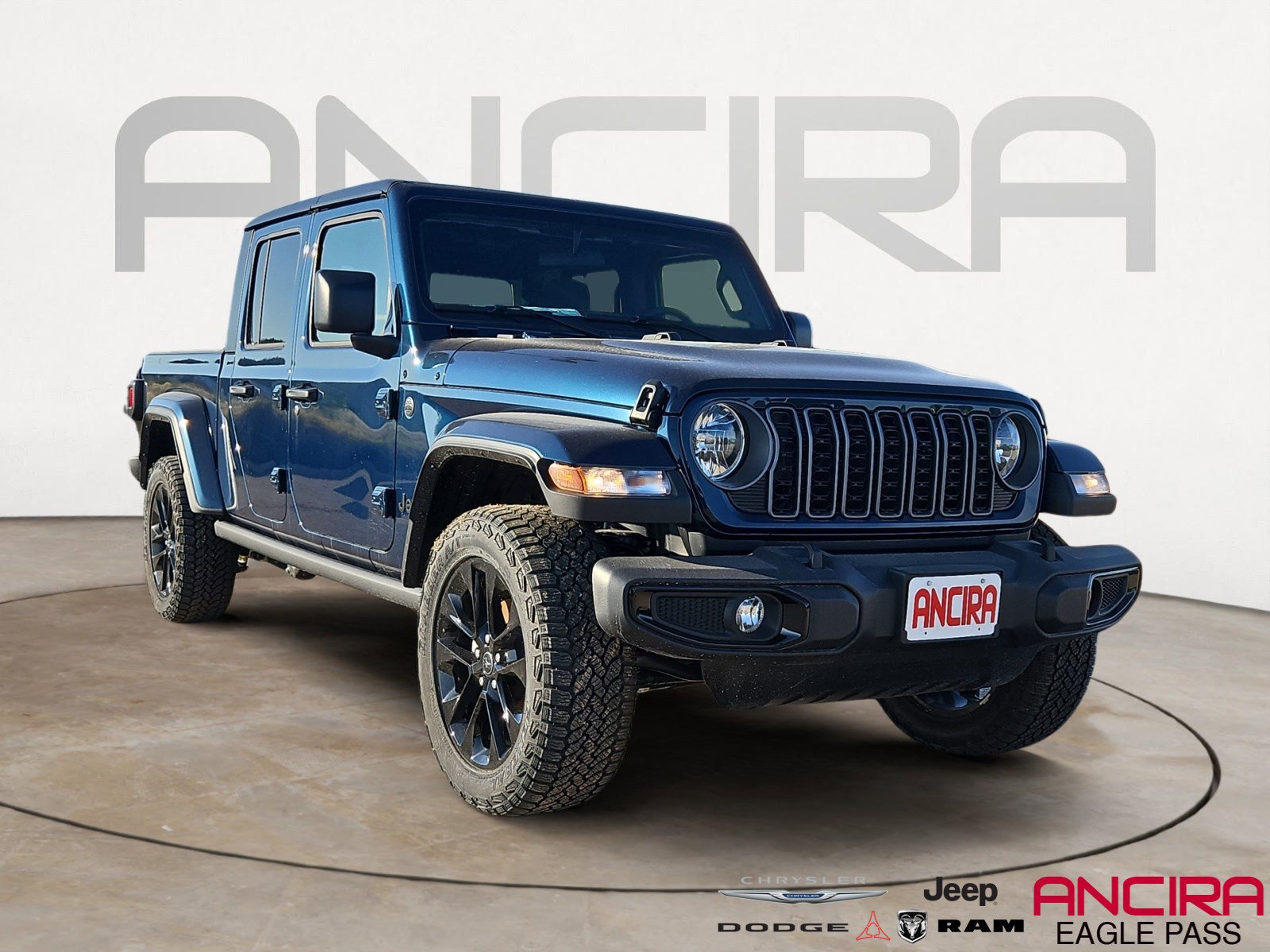2025 Jeep Gladiator Nighthawk's photo