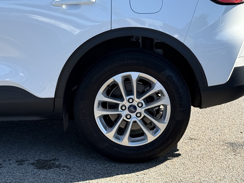 2022 Ford Escape SE photo 10