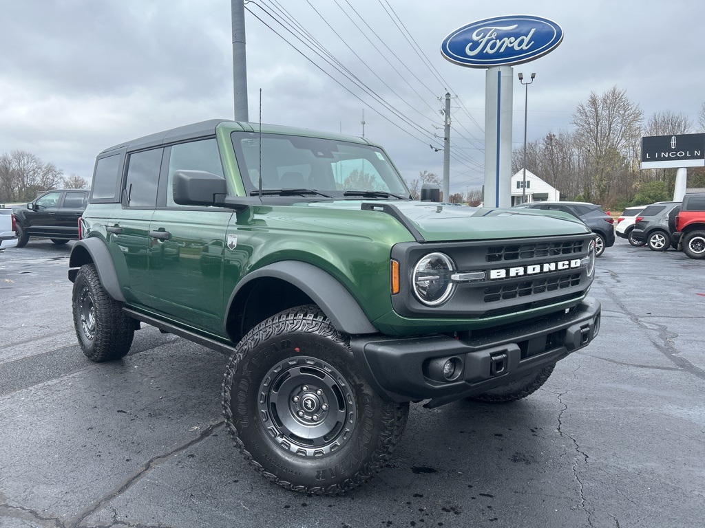 2025 Ford Bronco 4-Door Big Bend's photo