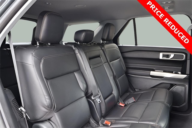2022 Ford Explorer XLT photo 9