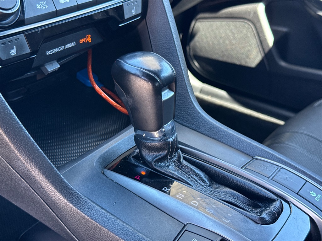 2018 Honda Civic EX-L photo 22