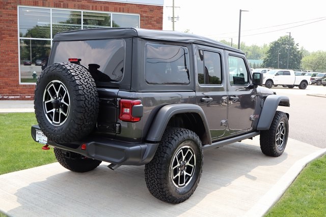 2025 Jeep Wrangler Rubicon photo 31