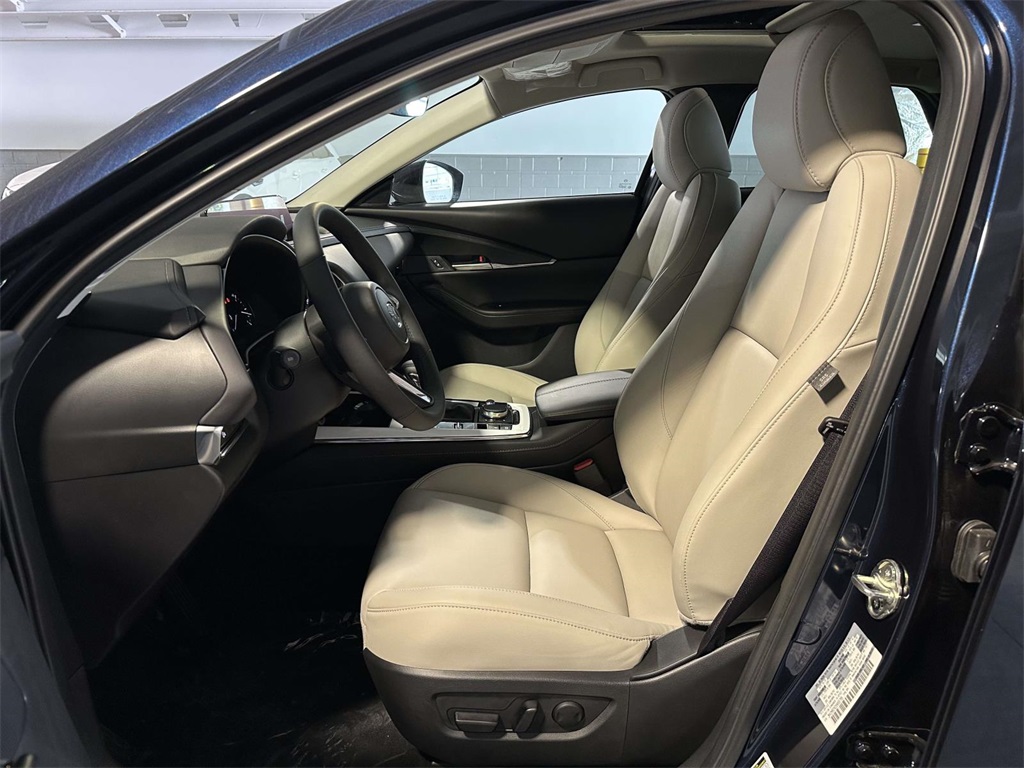 2025 Mazda CX-30 2.5 S Preferred photo 13