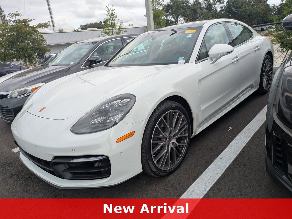 2022 Porsche Panamera Platinum Edition's photo