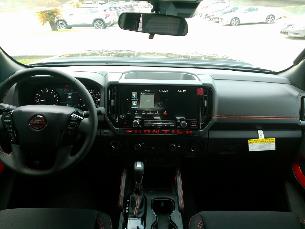 2025 Nissan Frontier Crew Cab PRO-4X photo 19
