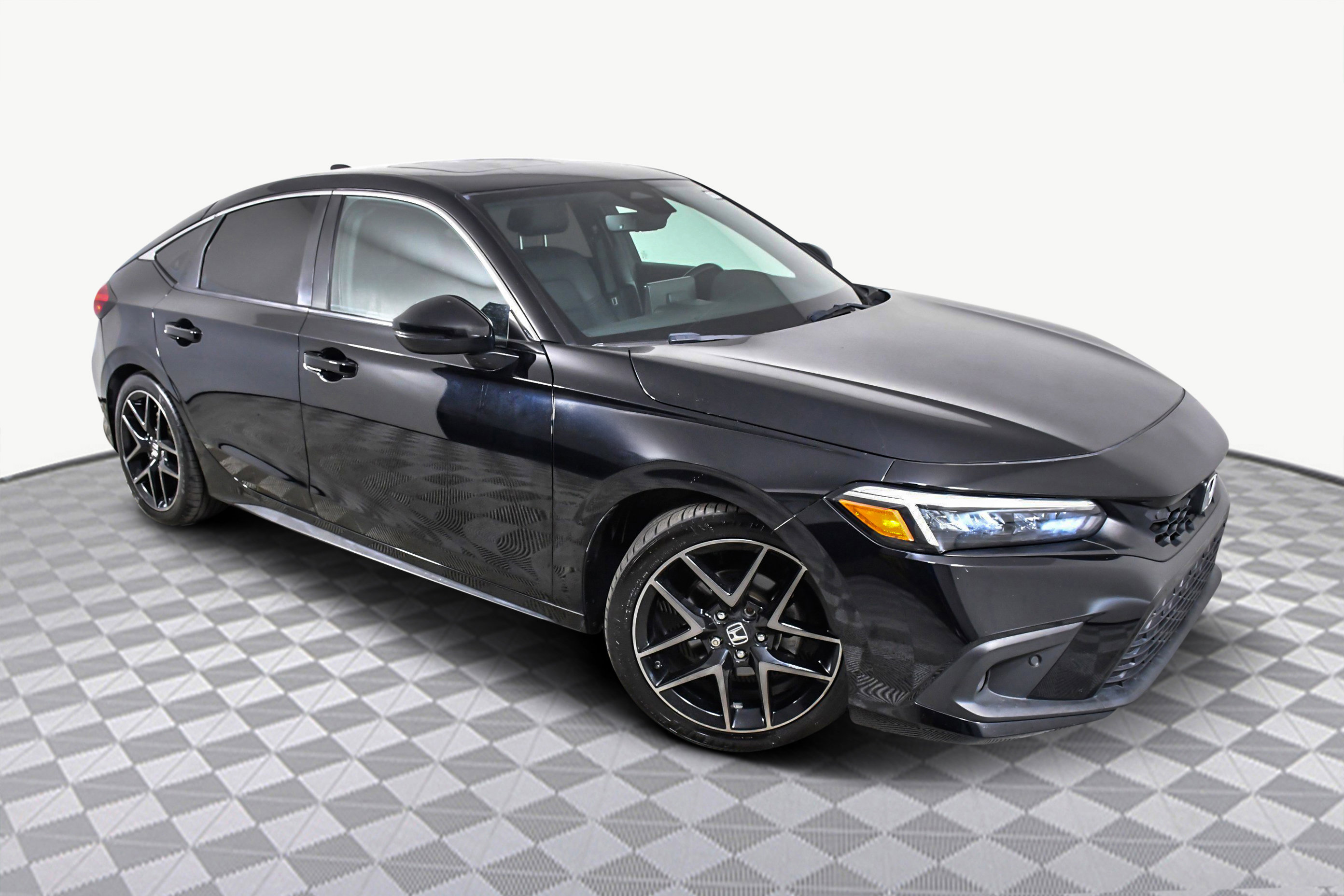 2023 Honda Civic Hatchback Sport Touring's photo