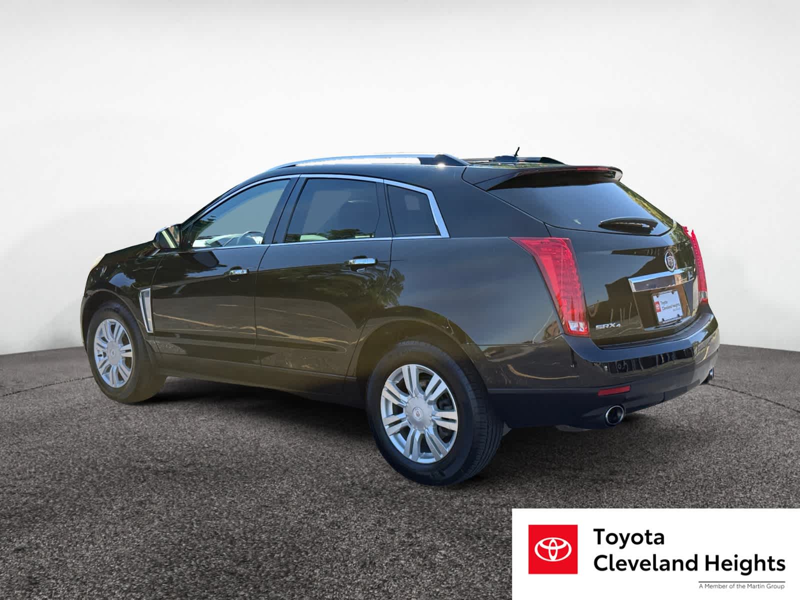 2015 Cadillac SRX Luxury photo 3