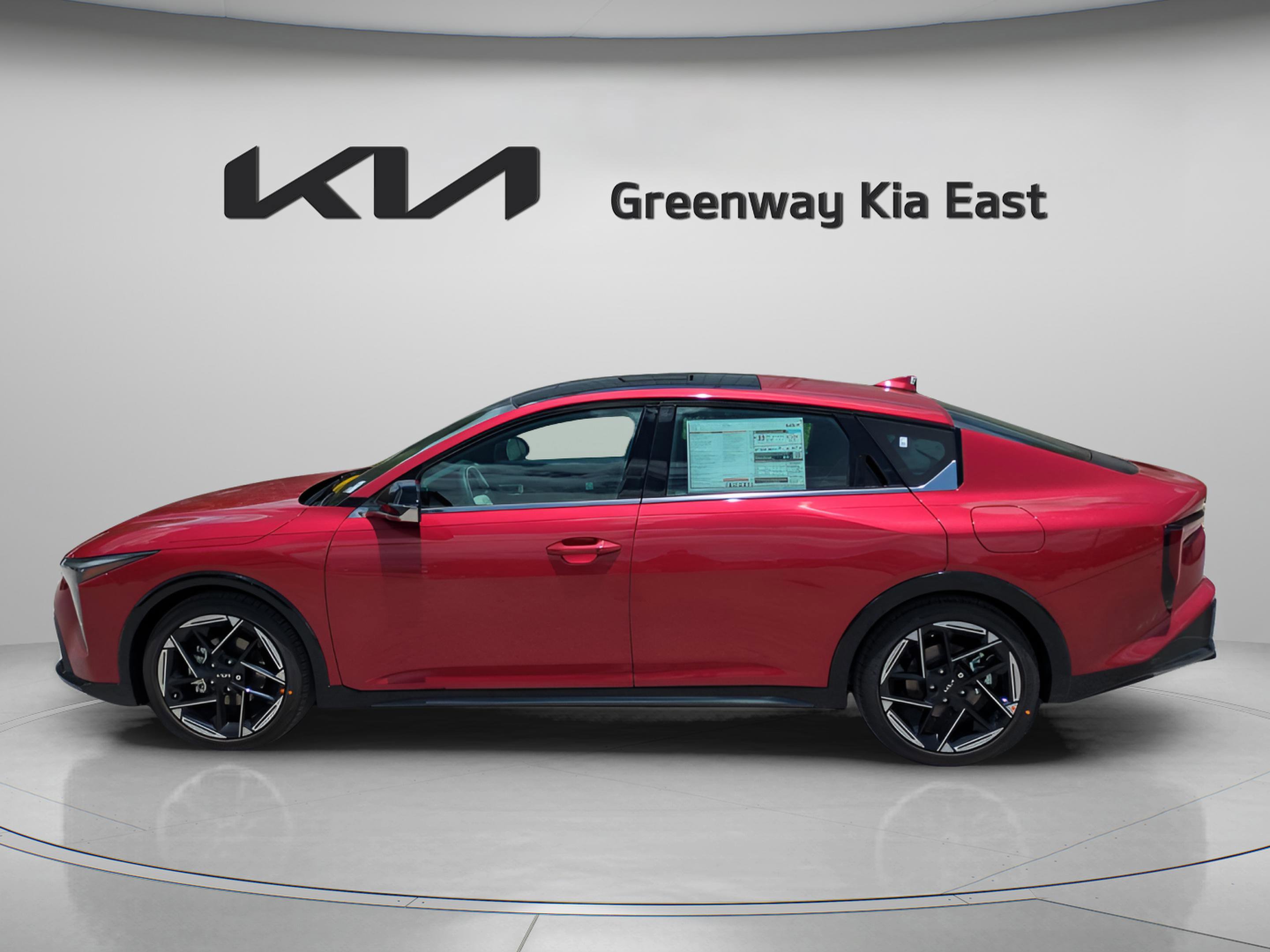 2025 Kia K4 GT-Line photo 4