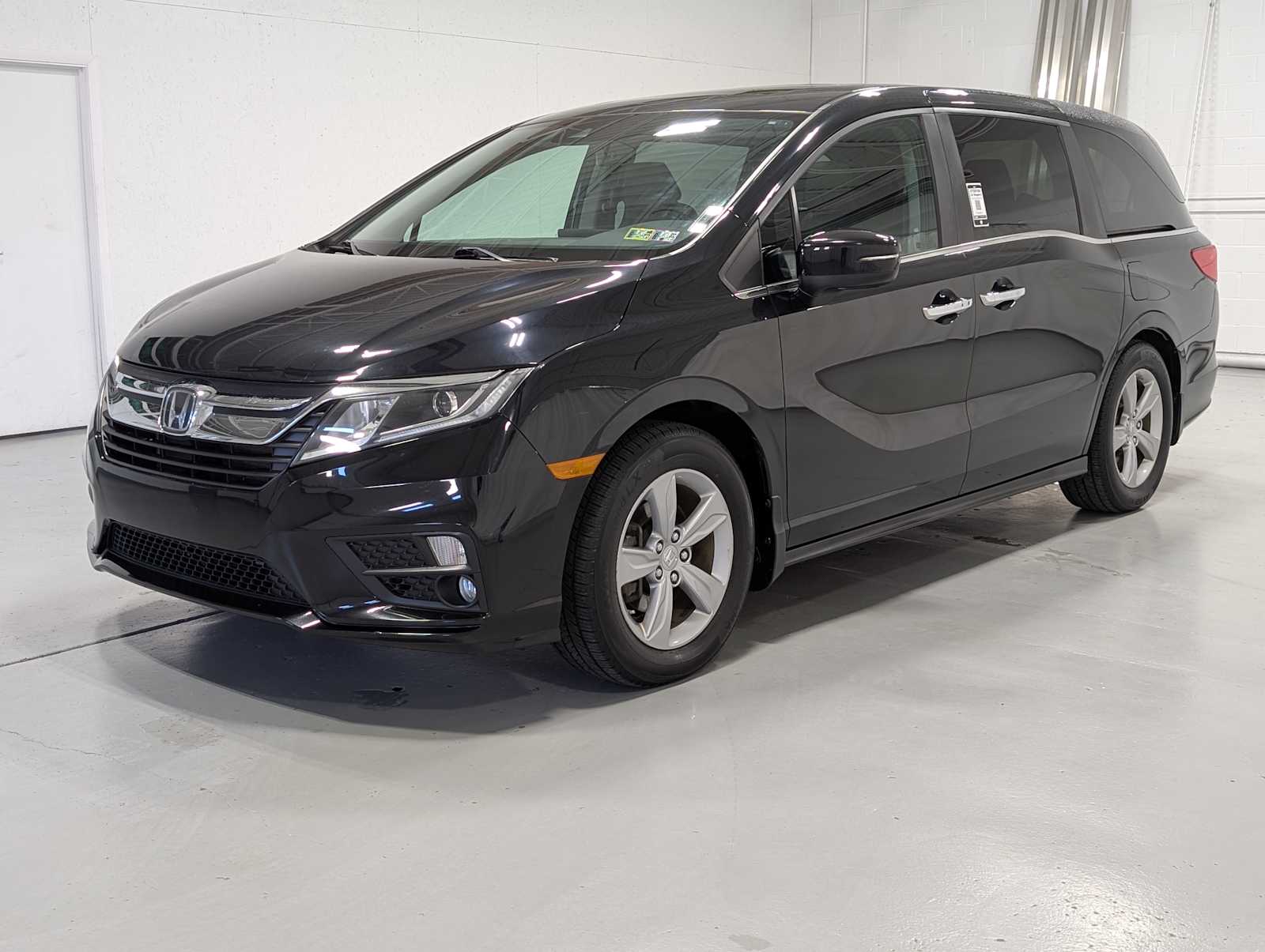 Pre-Owned 2018 Honda Odyssey EX-L in Crystal Black Pearl
