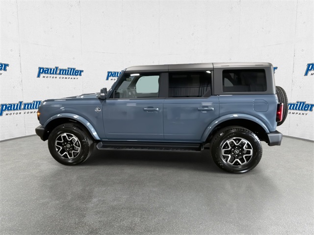 2025 Ford Bronco Outer Banks photo 7
