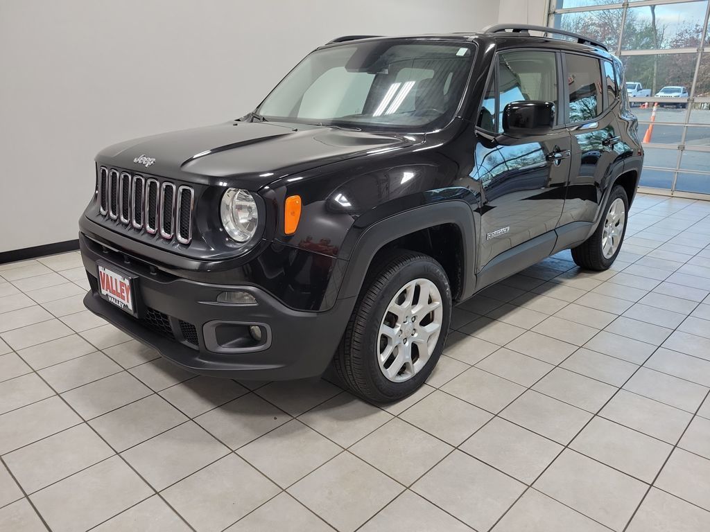 2016 Jeep Renegade Latitude photo 3