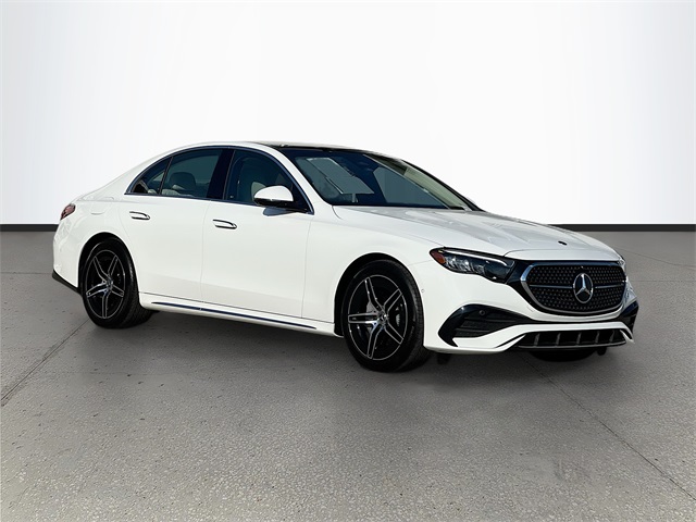 2025 Mercedes Benz E 350 photo 3