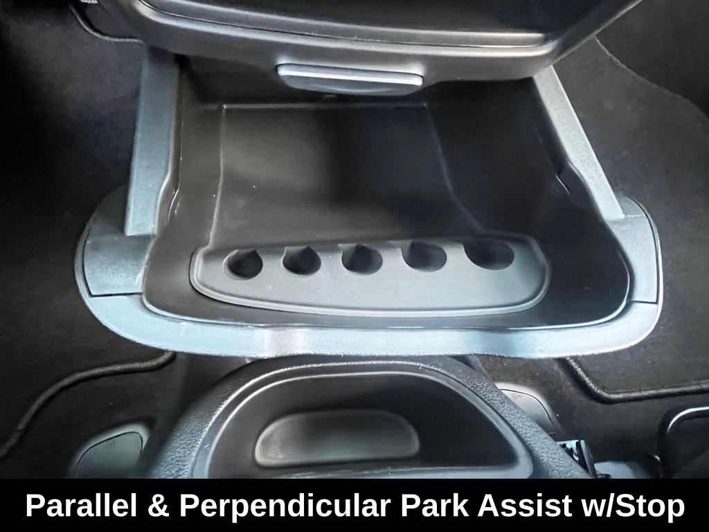 2025 Chrysler Pacifica photo 22