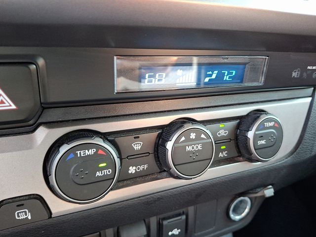 2022 Toyota Tacoma SR5 V6 photo 11