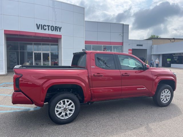 2025 Toyota Tacoma SR5 photo 4