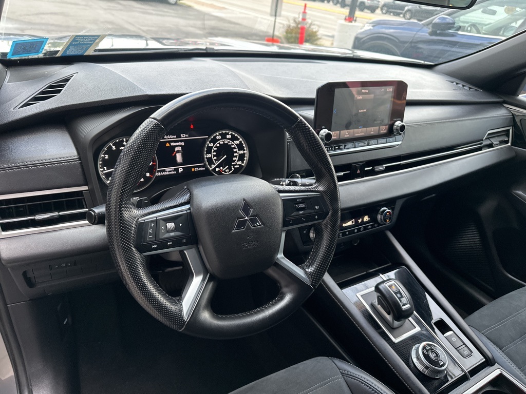 Used 2022 Mitsubishi Outlander Black Edition 4D Sport Utility