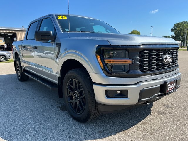 2025 Ford F-150 STX photo 3